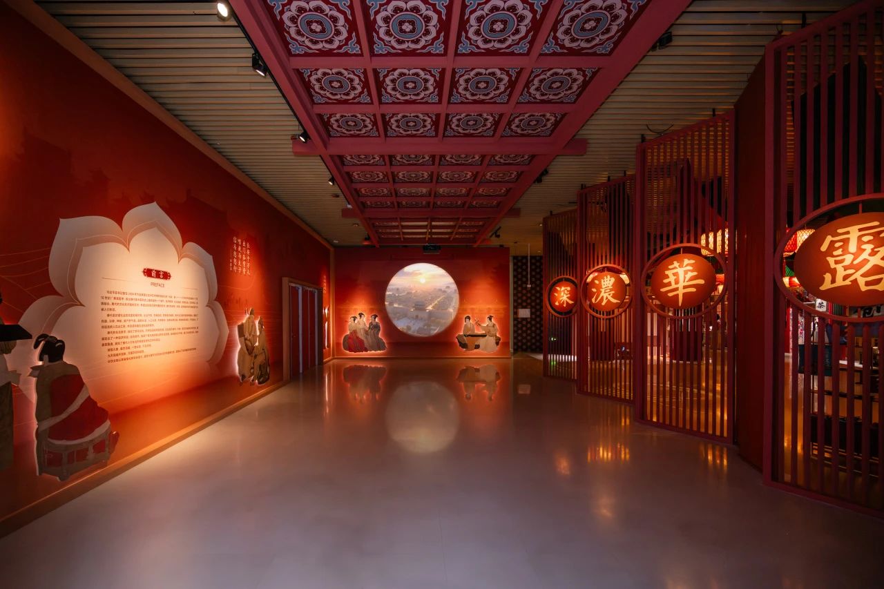 Medium-free Holography landing at Fengxian Museum, black technology deciphers the cultural code